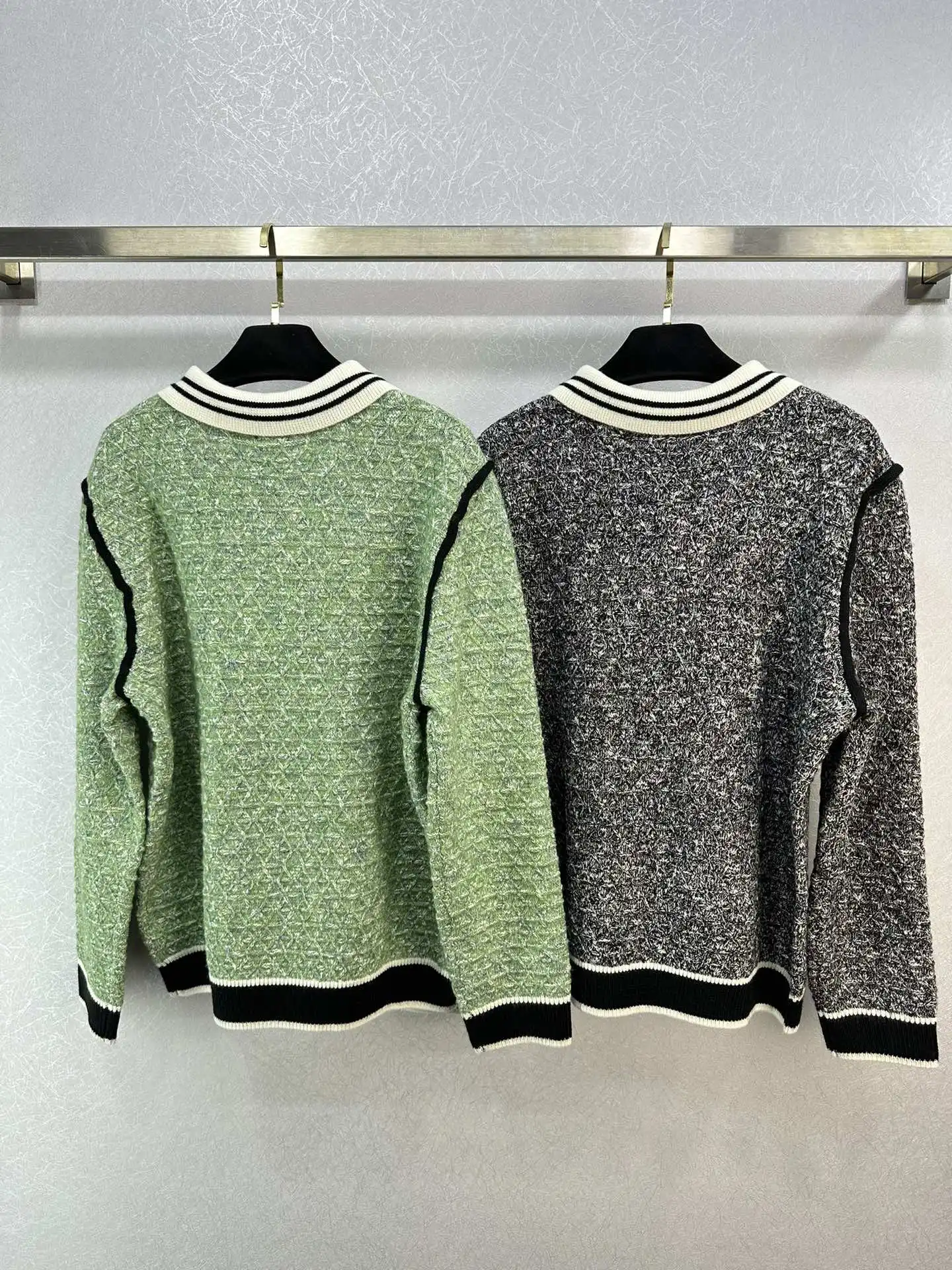 

2023 New Autumn/Winter Polo Contrast Stripe Embroidery LOGO Elegant and Versatile Knitted Pullover