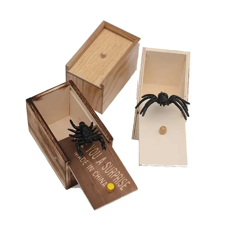 Funny Scare Hidden Spider and scorpion Prank Box Case Prank Scarebox Interesting Play Trick Toys