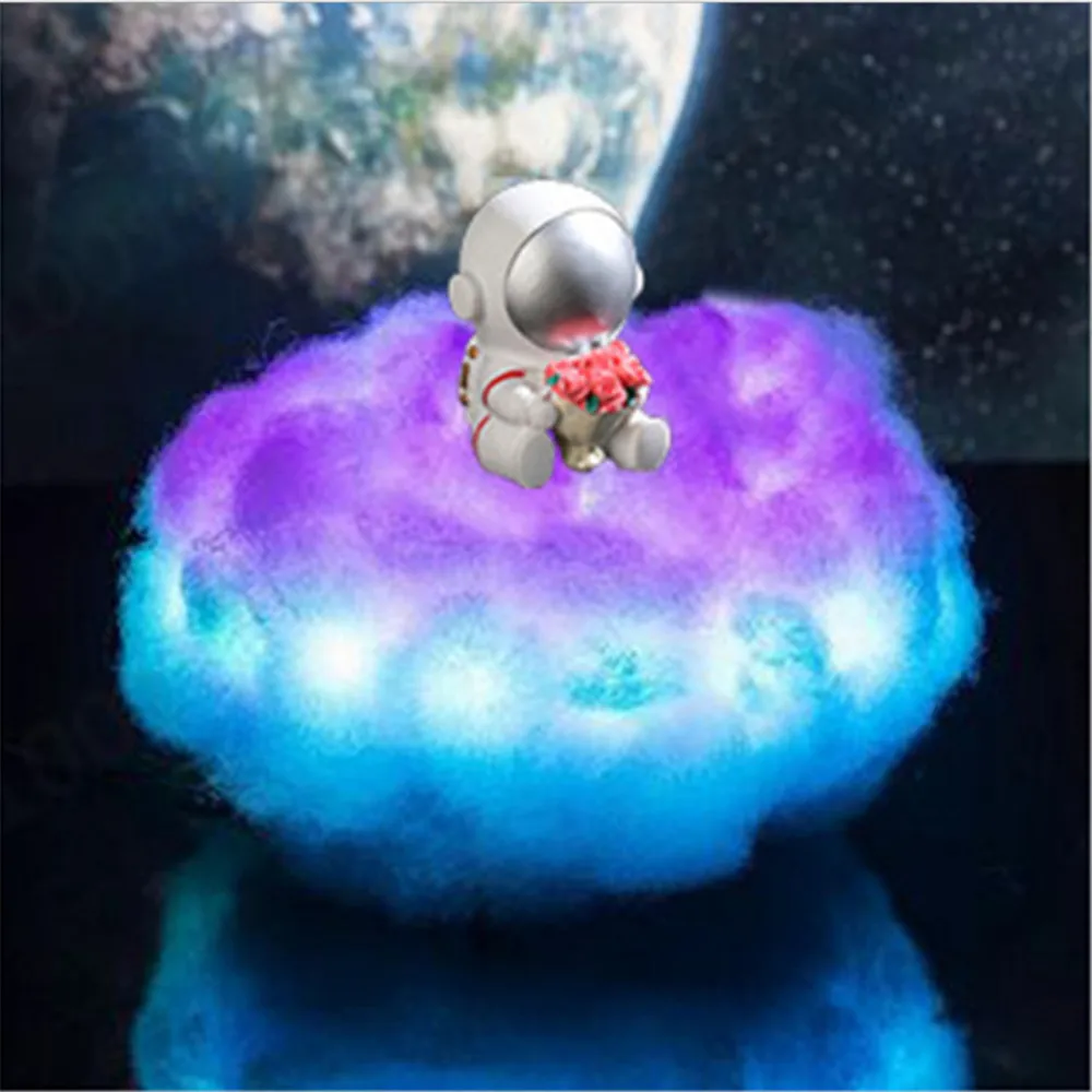 

New Dropship Special LED Colorful Clouds Astronaut Lamp With Rainbow Effect As Children's Night Light Creative Gift In
