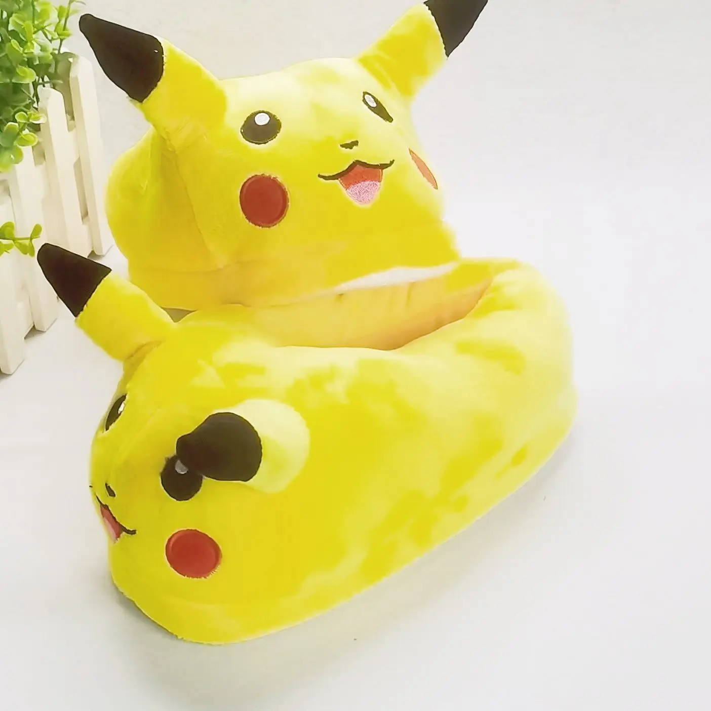 Chaussons Pokémon Pikachu - Pantoufles Enfants Douces Taille 28-38 | Mixte Garçon Fille