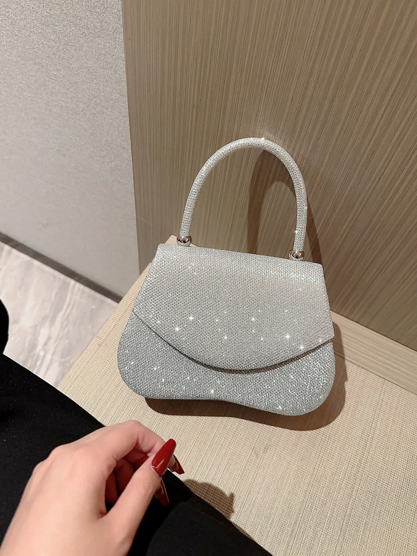 

2023 New Women Silver Clutch Handbags Bling Wedding Evening Bags Silver Dinner Wallets With Chain Drop Shipping