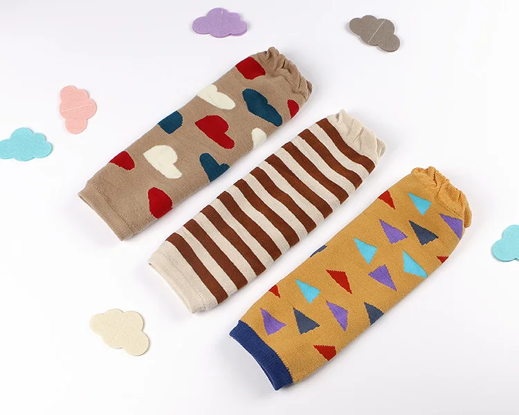 Description Picture 5 of itemBaby Leg Warmers Kids Knee Protector Thicken Cotton Leggings Toddler Kneepads Winter Newborn Safety Crawling Socks Knitted