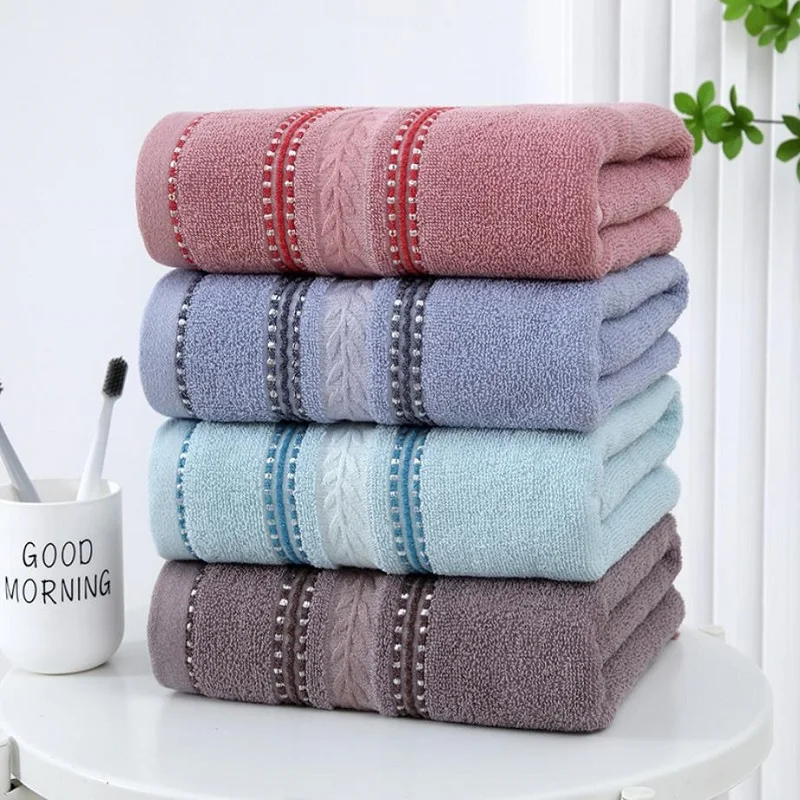 1pc Durable and Absorbent Cotton Bath Sheet - Quick Dry Towel for Large Bathroom - Hotel Quality Bathroom Accessories 4