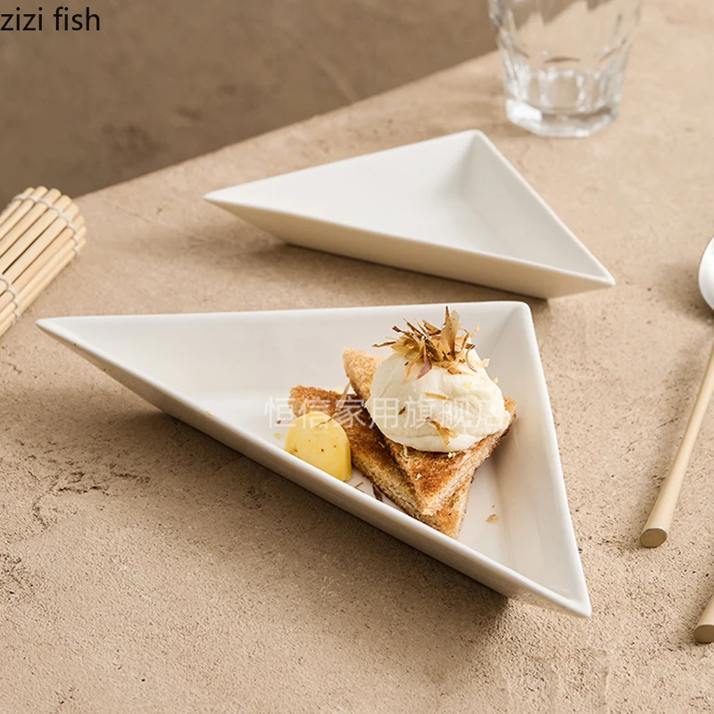 Pure White Triangular Ceramic Dinner Plate Dessert Snack Plate Sushi Restaurant Molecular Cuisine Specialty Tableware