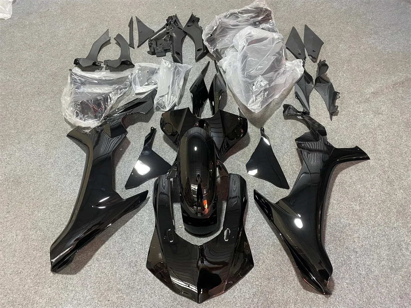 

Motorcycle Accessories For YAMAHA YZFR1 R1 2015 2016 2017 2018 Motorcycle ABS Crash Guard Fairing Kit