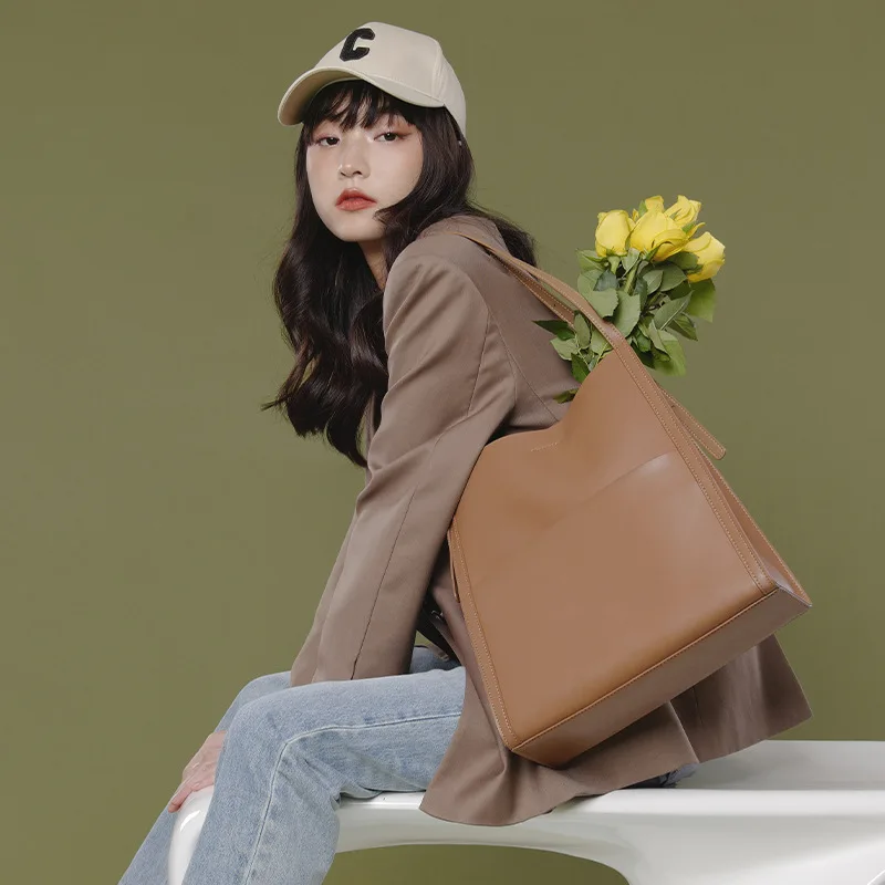New handbag match all shoulder bag leather handbag large capacity Tote bags niche commuter underarm bags