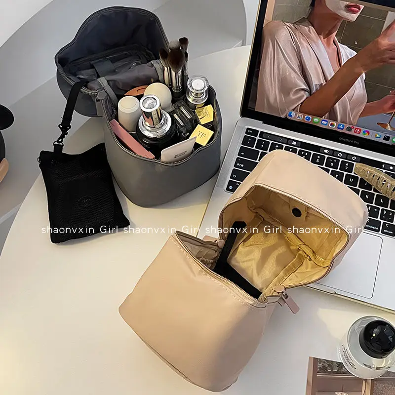 

Makeup Bags for Women Travel Portable Toiletries Storage Bag Makeup Organizer Large Capacity Nylon Waterproof Makeup Case