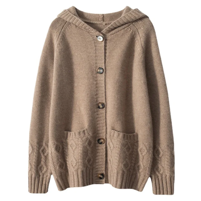 Рисунок 5 - Женский осенне-зимний вязаный кардиган