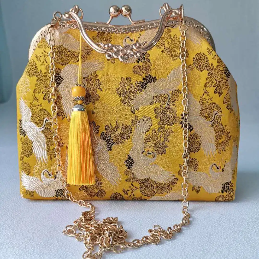 Chain Women Shoulder Crossbody Bag lock Shell Bags Vintage Designer Bag Pure Handmade Wedding Chic Lady Women's Handbags