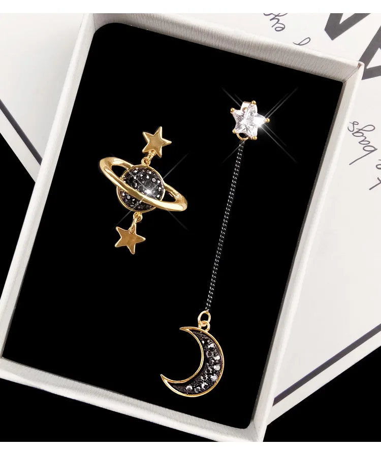 Stylish Asymmetric Star Moon Rhinestone Earrings