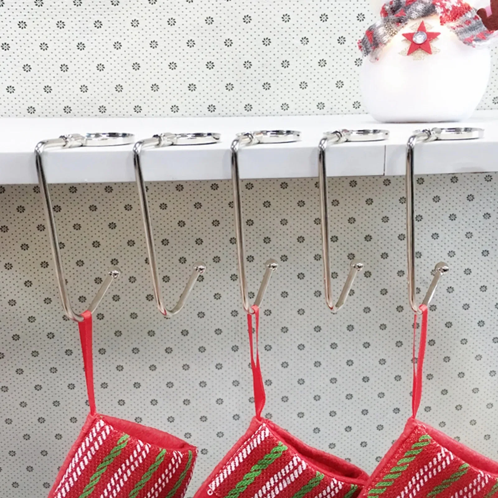 5PCS Mantel Hook Holder Fireplace Stocking Hanger for Christmas Sturdy Metal Non-Slip Purse Hooks