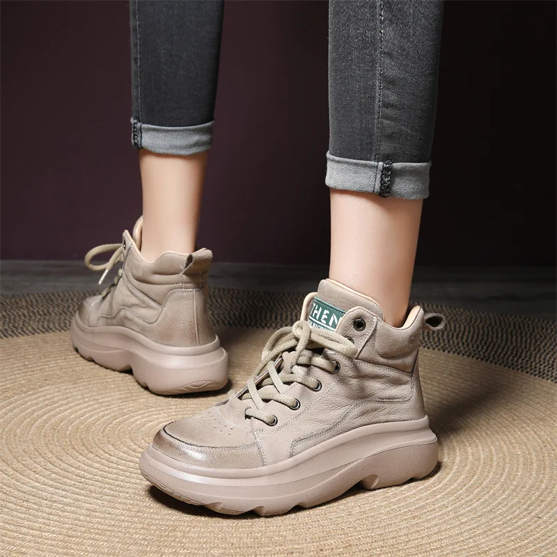 

Women's vintage flatform platform leather booties