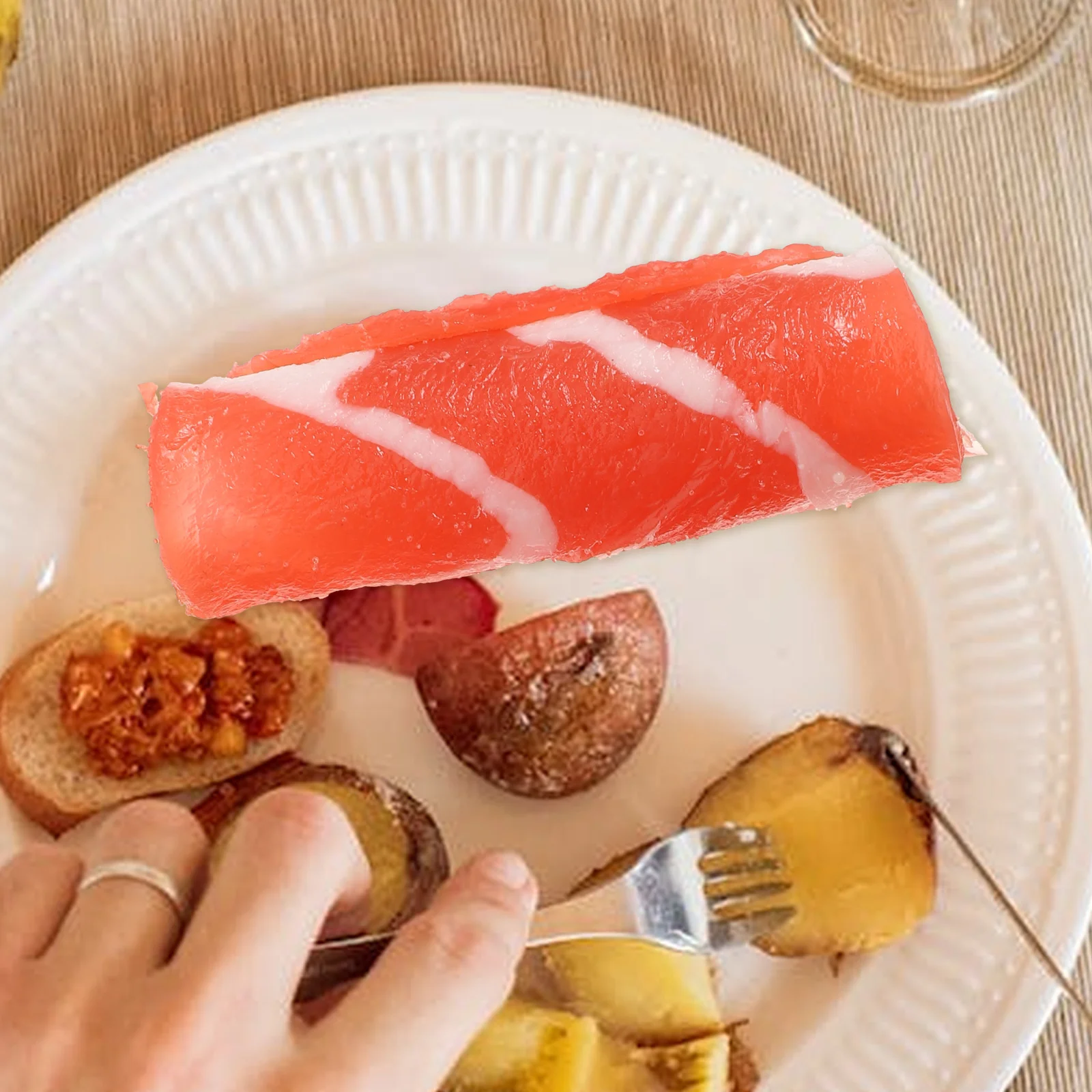 Рисунок 2 - имитация мяса в рулоне