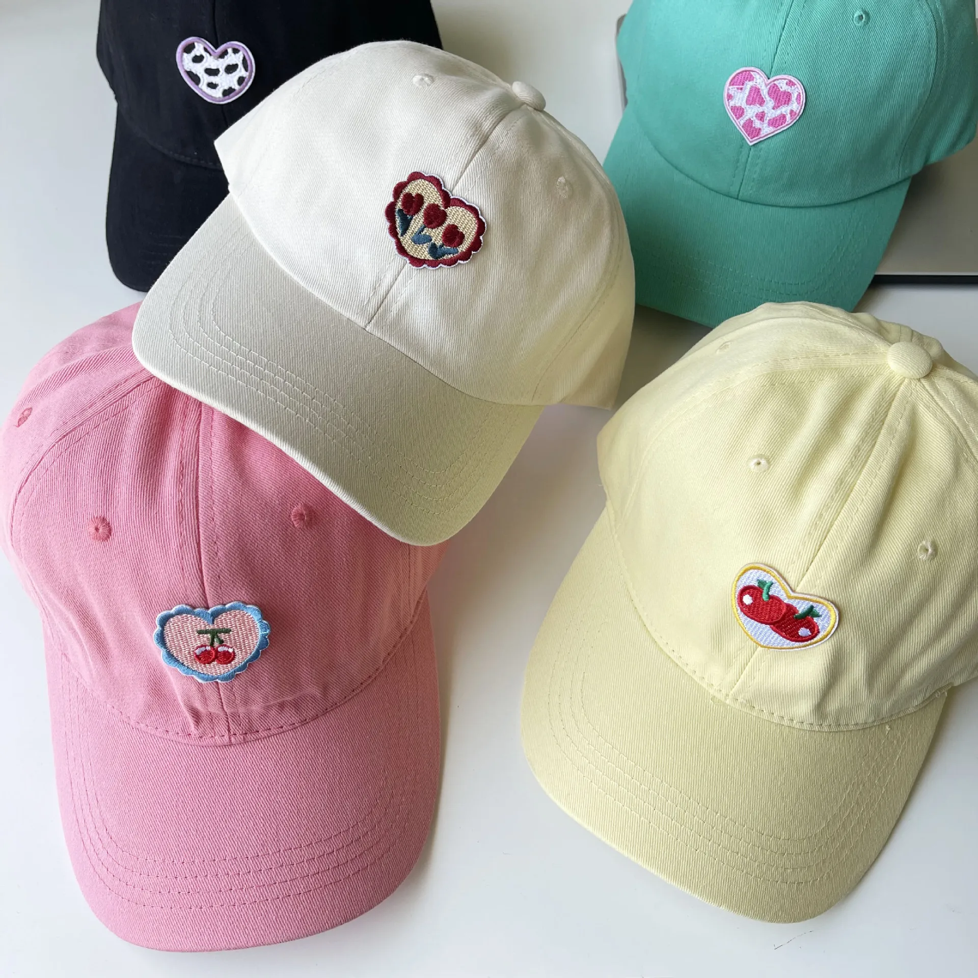 Baseball Cap baseball cap Niche Embroidery Love Hundred Cute Girls Show Face Small Casual Soft Top Cap Tide