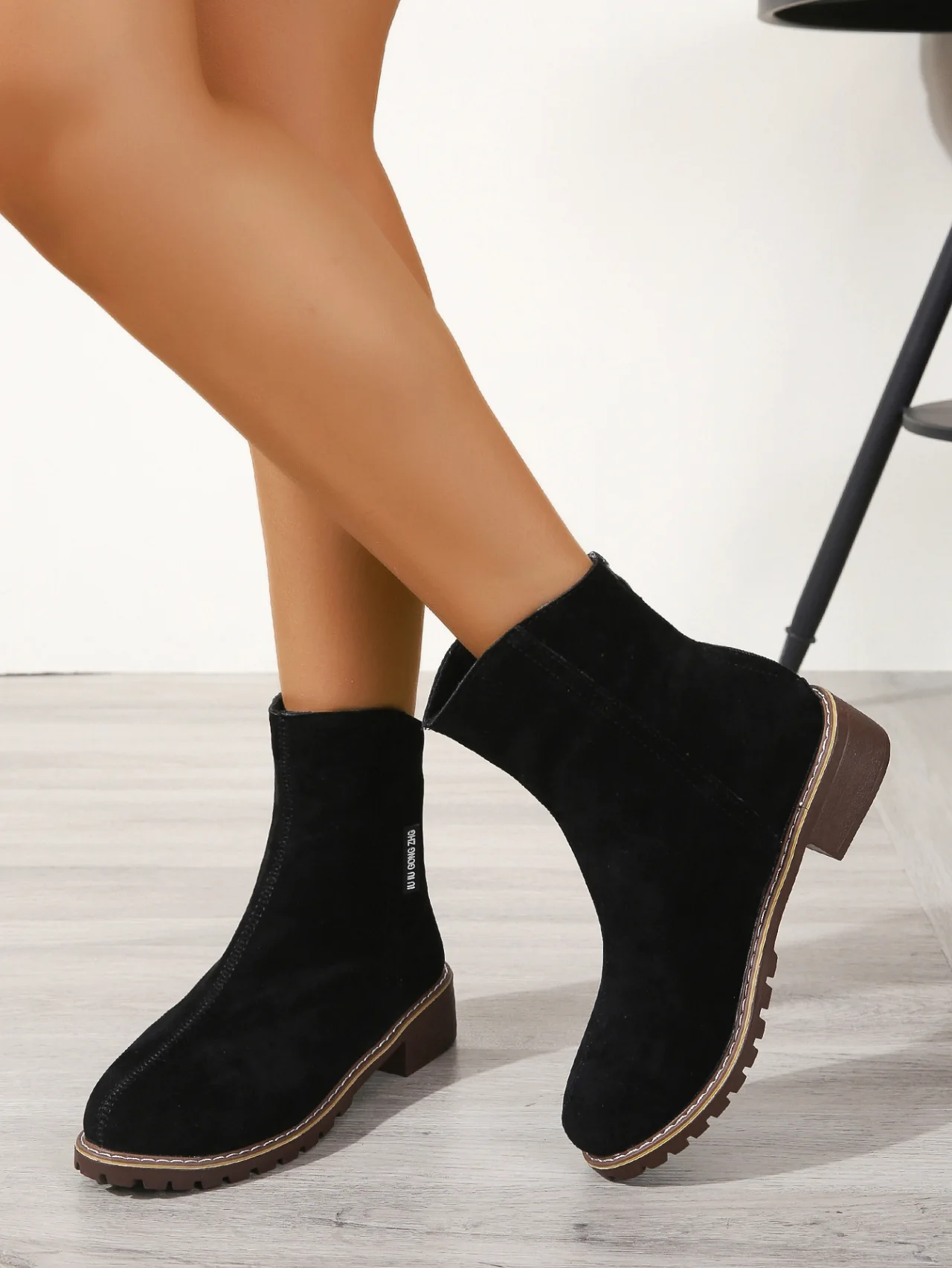 

Женские ботильоны, осенние модные ботинки челси, женские весенние новые женские повседневные ботинки, замшевые короткие ботинки, женские ботинки