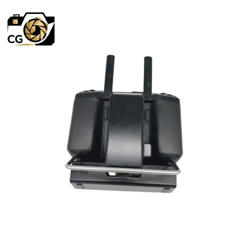 Module de contrôle à distance T30 pour drone agricole DJI Agras, antennes dépliées et poignée ergonomique.