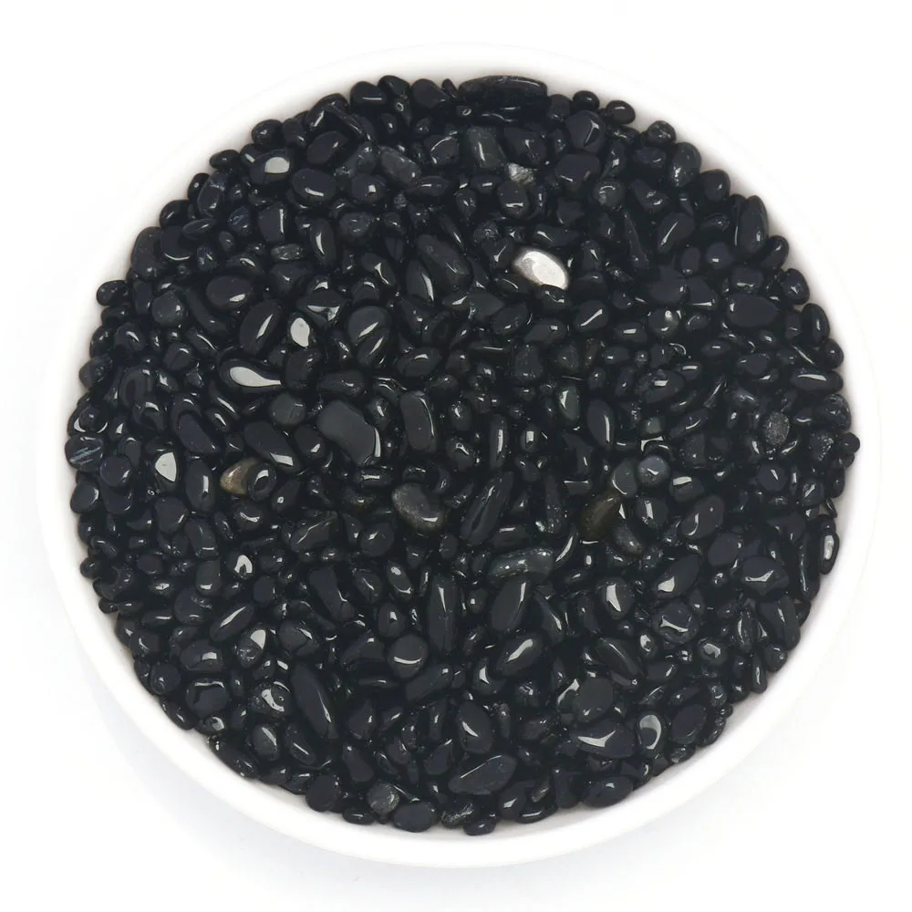 thumbnail image 1 of Piedras pulidas con forma de chip natural de 20 a 100 g para plantas, cactus y suculentas, relleno de jarrones y decoración de fondo de paisajes de 3 a 5 mm, 1 of 5