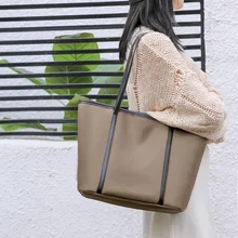 

High Quality Casual Tote Bag Luxury Designer New Large Capacity Oxford Shoulder Bags for Women 2022 Shopper Travel Bags Handbags