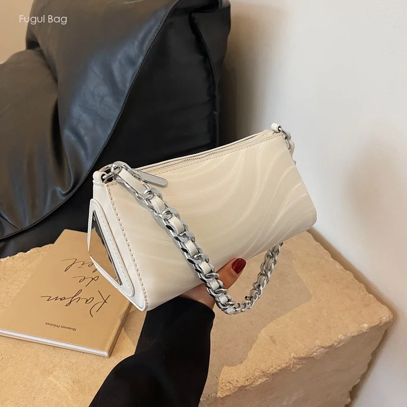 Women's Shoulder Bag Handbag High-end Fashion Simple and Versatile Underarm Simple and Exquisite Chain New Trend Stripes