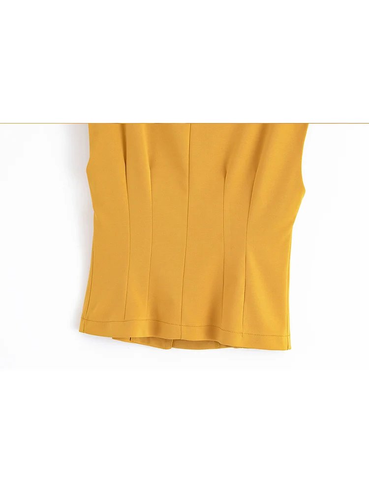 TFMLN New Women's Button Front Vest V-Neck Ruched Waist Slim Sleeveless Tank Top Casual Spring Summer 2025 Trendy Outfit