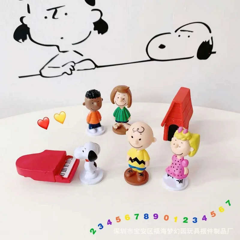 Japan Cartoon Peanuts Snoopy Charlie Sally Woodstock Mini Figure 12PCS Model Toys Miniature Cake People Collection Props