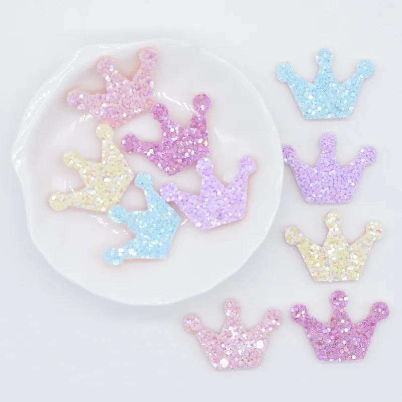 50pcs 3cm Glitter Stoff gepolsterte Krone Applikation für Bastel stab liefert DIY Kopf bedeckung Haars pangen Bogen Dekor Zubehör Patches