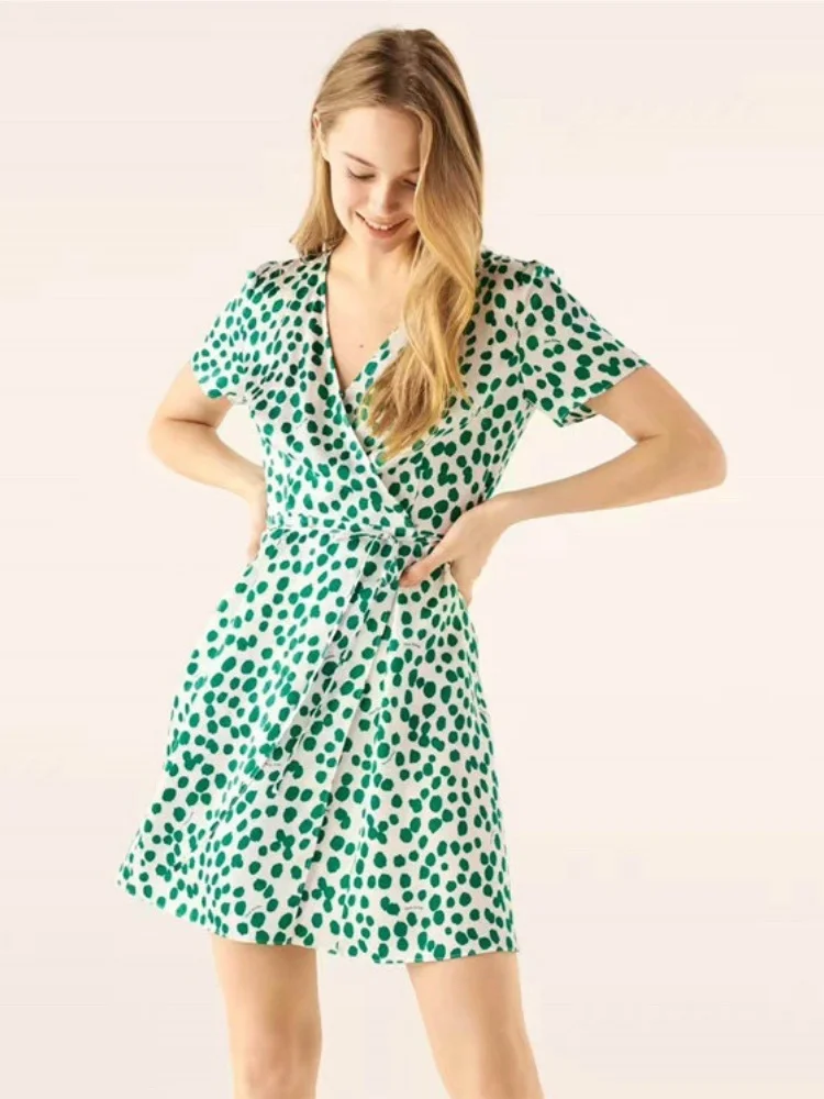 

French Retro Sweet Green Leopard 100% Silk Wrap Skirt Holiday Lace-up Short-Sleeved Dress Vintage V Neck Lady Wrapped Mini Robes