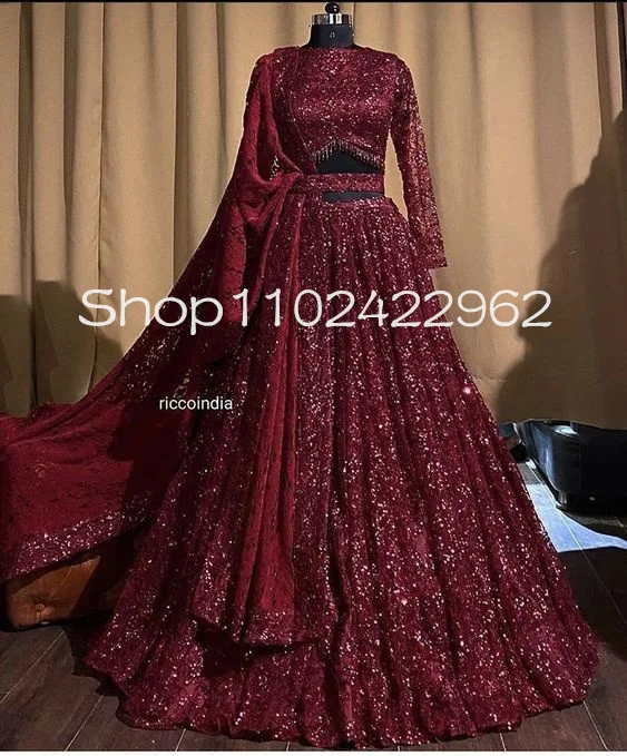 Traditionelle indische zwei Stücke Burgunder Brautkleider Glitter Spitze Pailletten Perlen Lehenga Kaftan Langarm Brautkleid