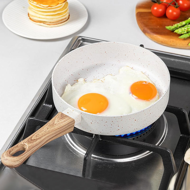 Mini Frying Pan 6 Inch Egg Pan Skillet with Heat Resistant Handle Omelet Frying Pan Healthy Non Toxic Kitchen Cooking Chef Pan