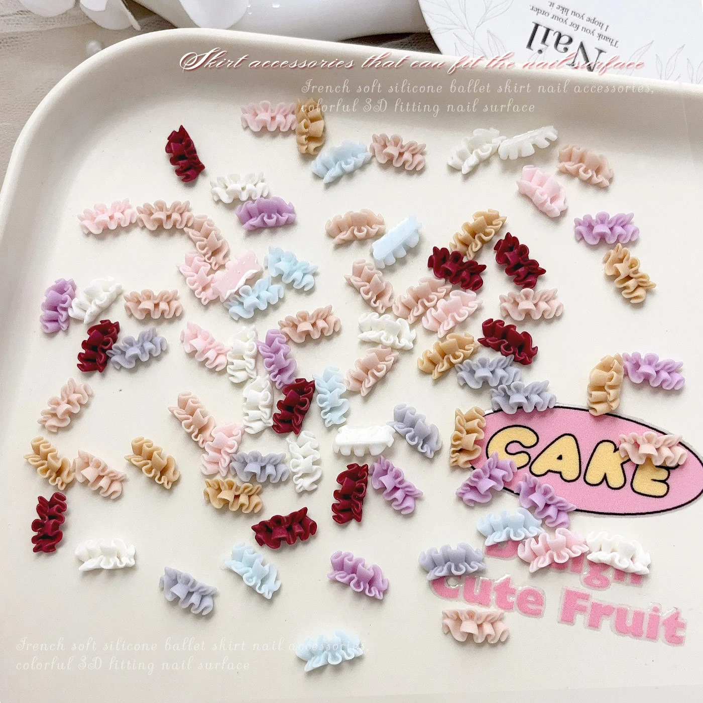 YYM 30PCS 봄 화려한 스커트 밑단 네일 아트 장식 3D 사랑스러운 레이스 스커트 네일 참 네일 쥬얼리 DIY 네일 작은 액세서리
