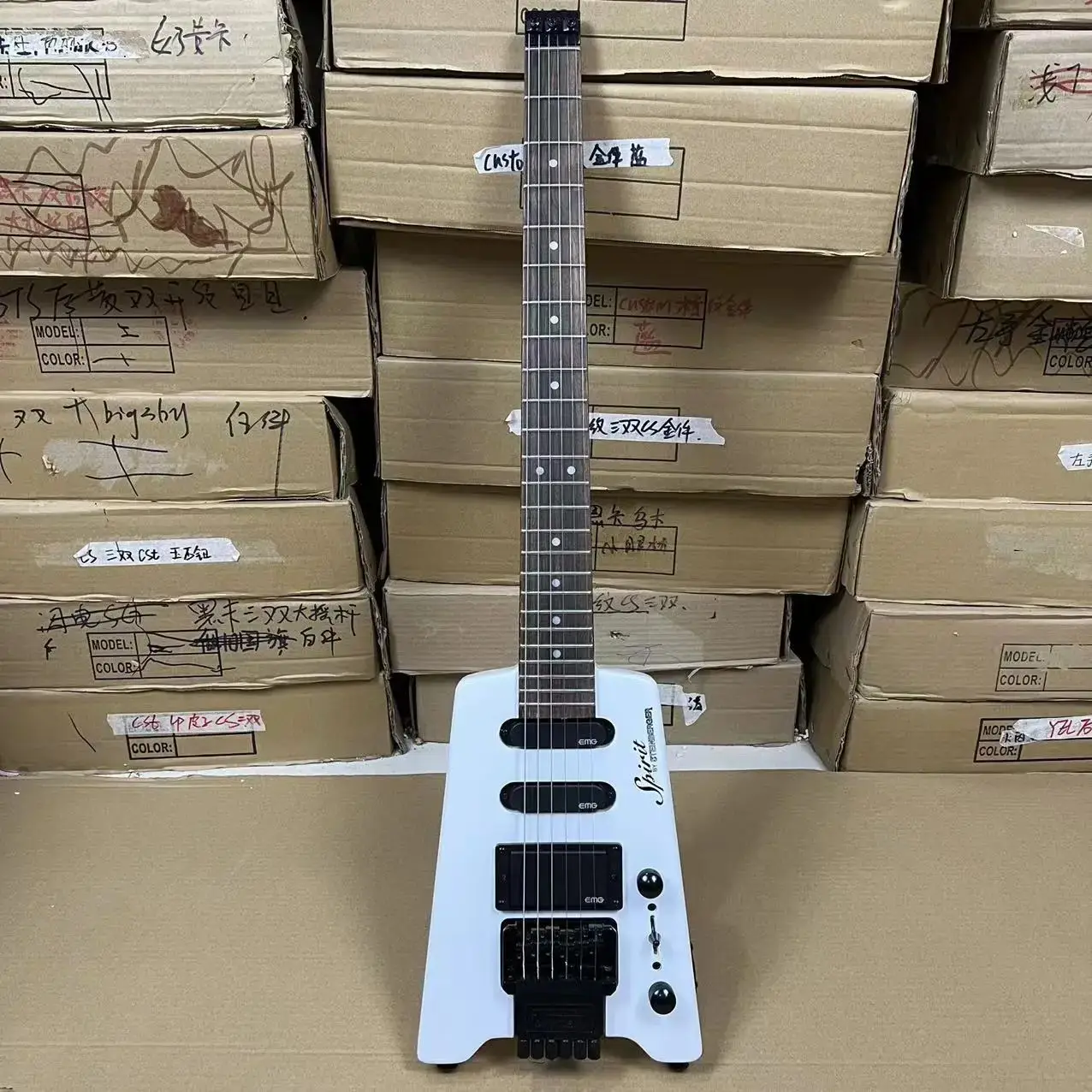 Steinberger Chitarra Senza Testa Colore Bianco Floyed Rose Bridge Chitarra Di Alta Qualità Spedizione Gratuita