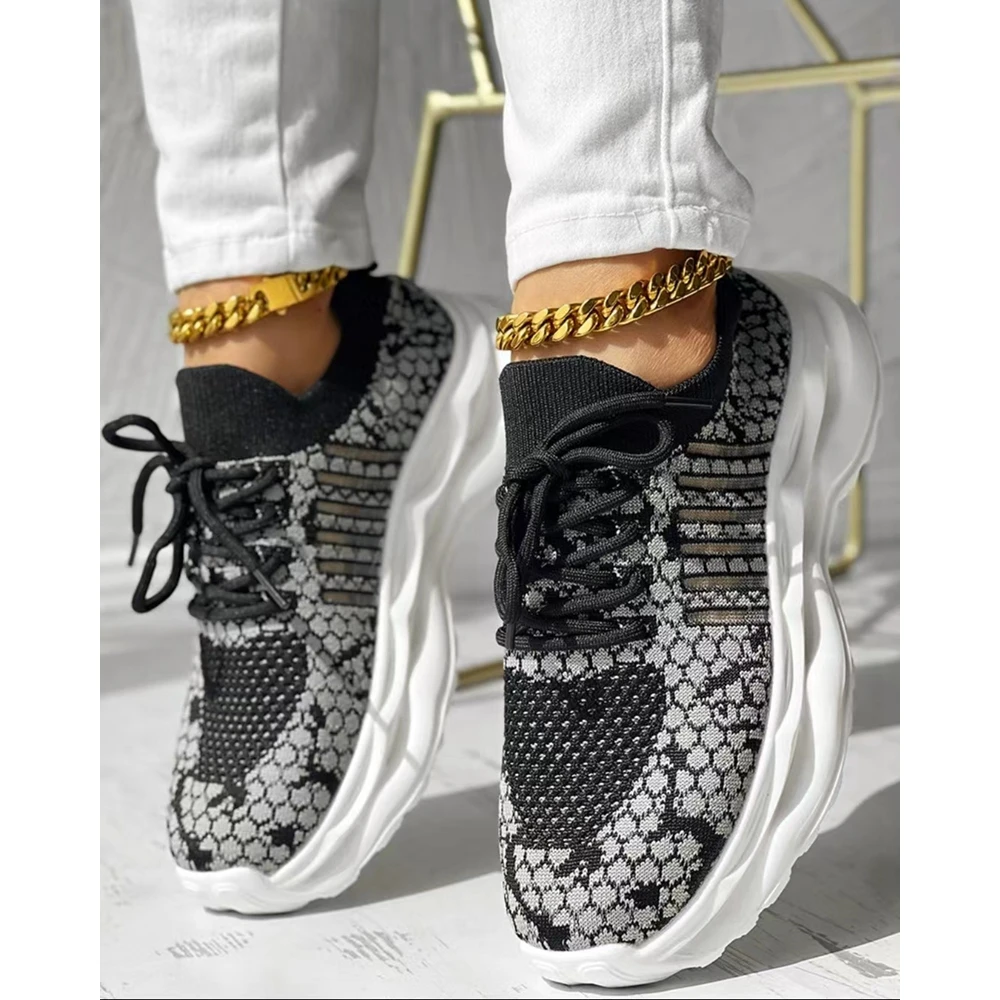 Women Colorblock Lace-up Breathable Sneakers Casual Round Toe Design Lady Outdoor Sports Shoes Going Out Elegant Luxury Shoes