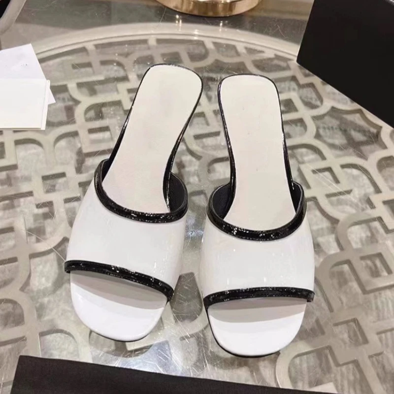 Color Matching Kitten and Slippers Women's 2024 Summer New Style All-Match Outer Wear Slippers