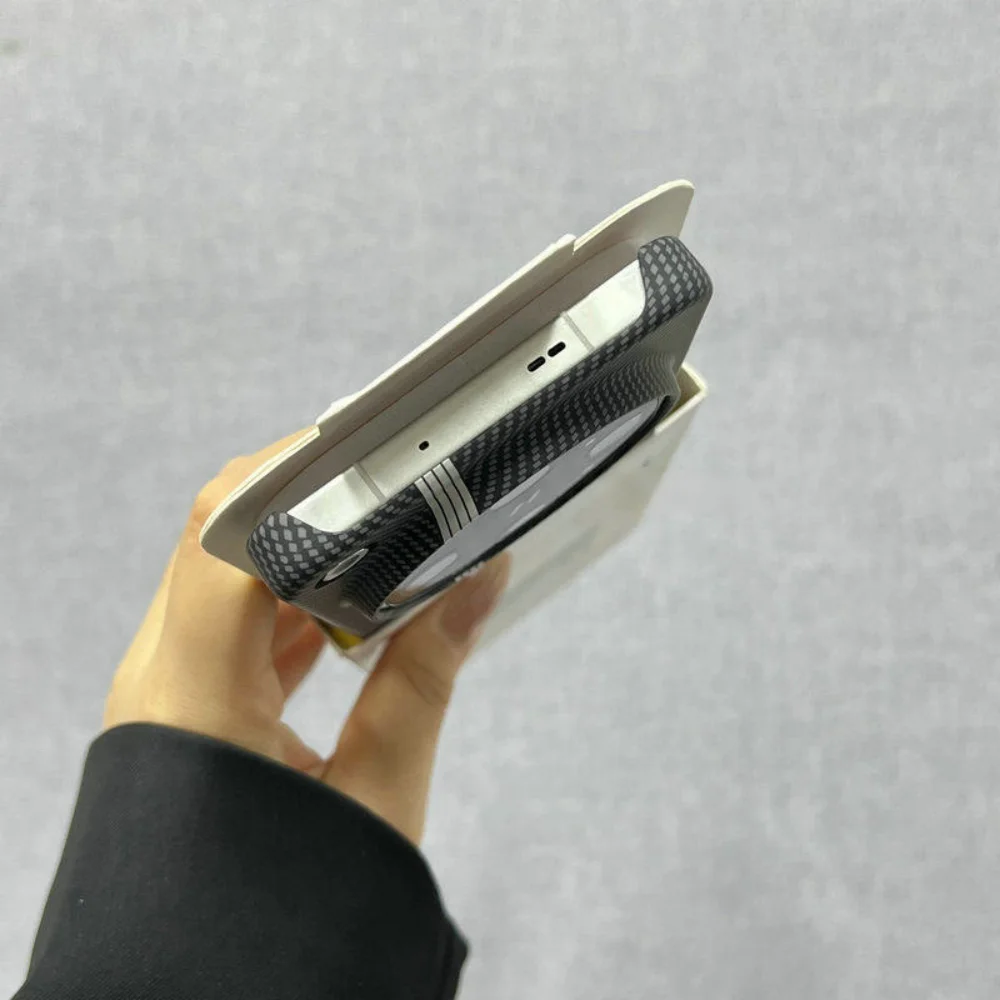 Carbon Fiber Colorful Stripe Texture PC Frameless Phone Case with Heat Dissipation Bumper Cover