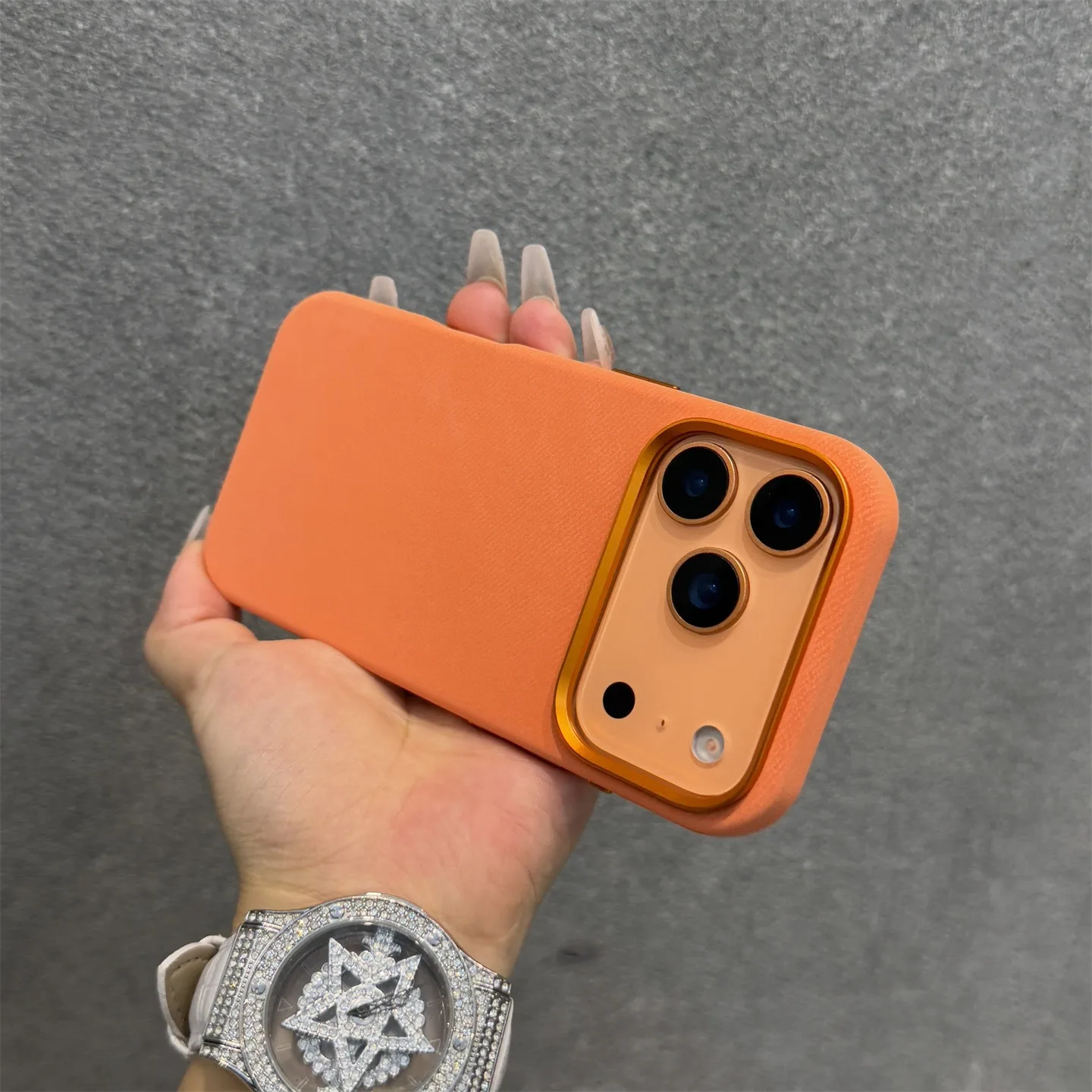 Luxury Built-in Flannel Case with Magnetic Wireless Charging and Matte Finish