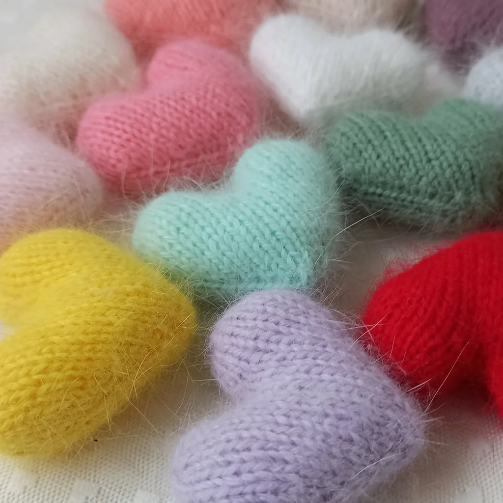 Newborn Photography Props Handmade Knitted Plush Love Heart Prop for Baby Studio Photo Shooting Backdrop Accessories