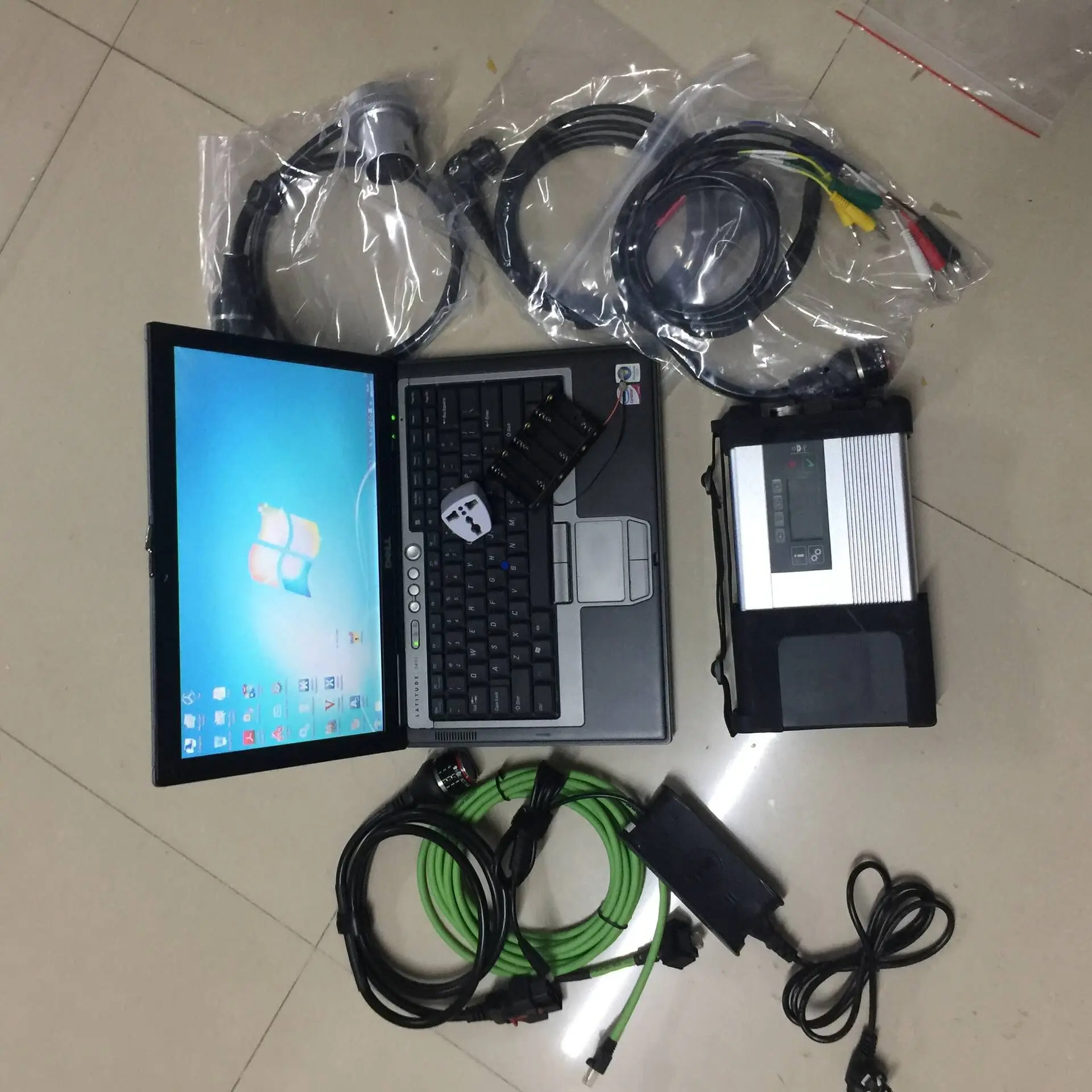 

MB SD Connect Compact 5 MB Star C5 диагностический инструмент с ноутбуком D630 полный комплект готовый к использованию