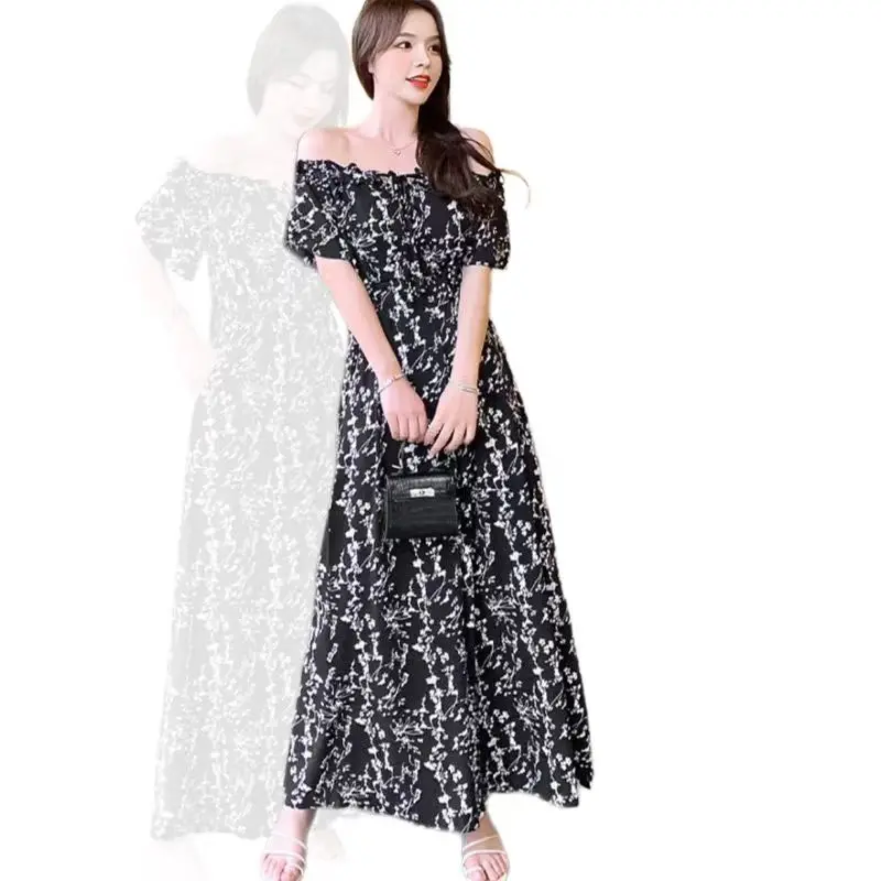 

Summer's new fashion temperament one-line collar printed slim-fit wide leg jumpsuit