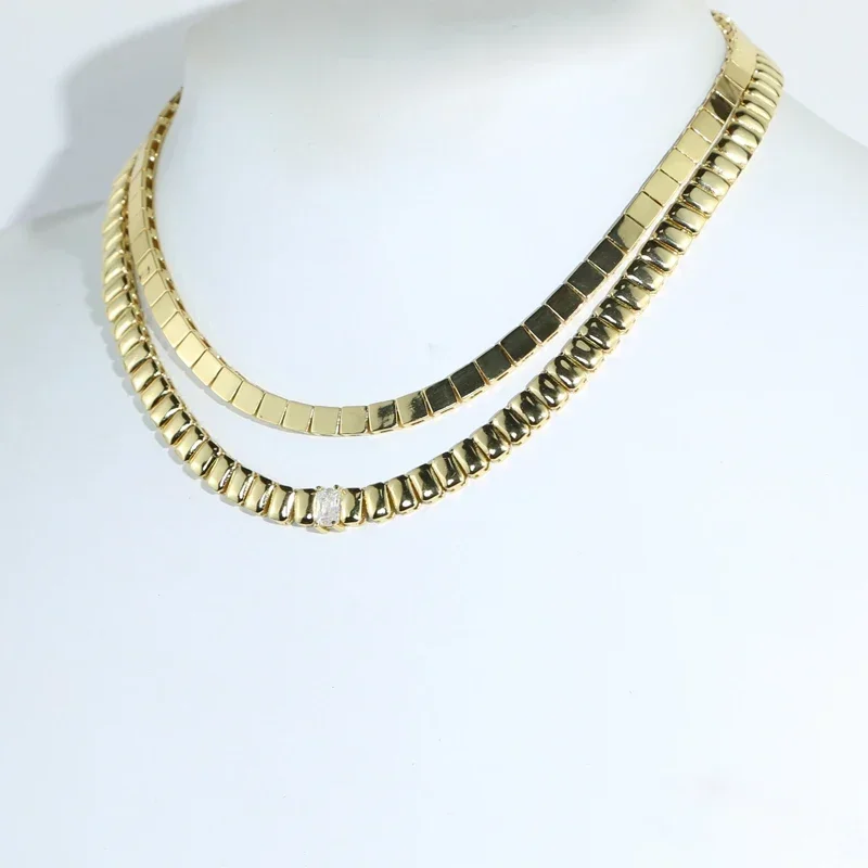 

Простое и элегантное геометрическое позолоченное женское ожерелье-чокер с квадратной и прямоугольной подвеской из бисера