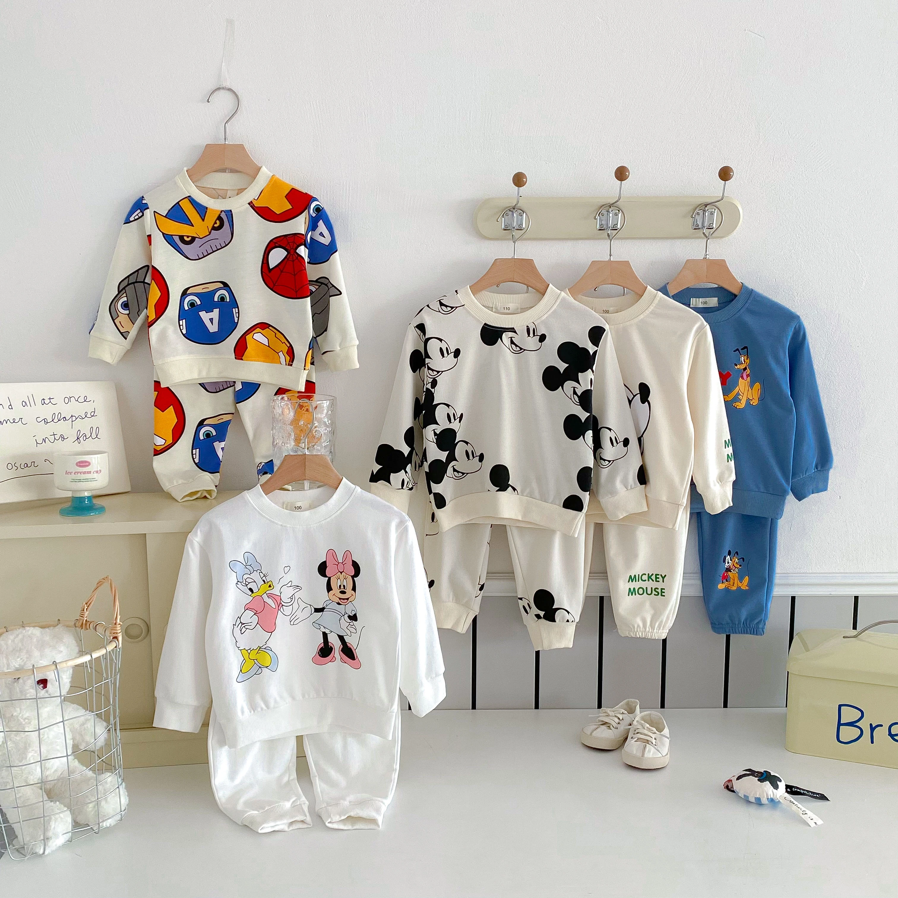 بوتيك ملابس الأطفال ديزني ملابس رياضية بأكمام طويلة طباعة الكرتون فضفاضة بلوزات غير رسمية مجموعة ملابس أطفال الخريف