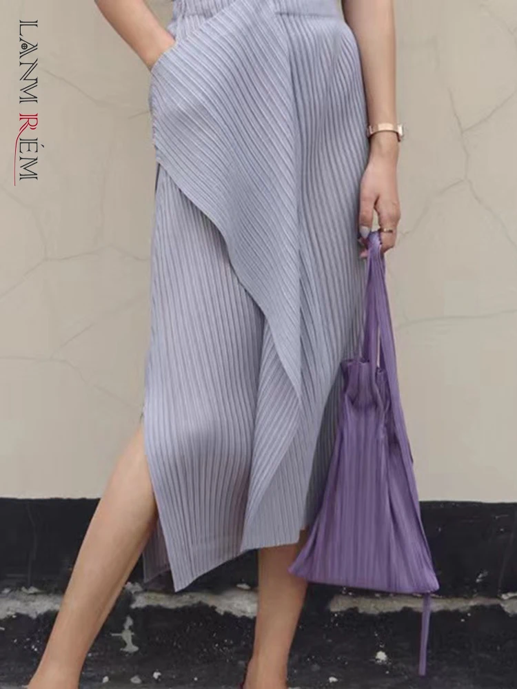 

LANMREM Irregular Pleated Skirt For Women Elastic High Waist Split Design Skirts Party Fashion 2023 Autumn New Clothing 2AA1217