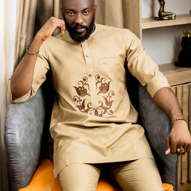 Ahmed Embroidered Dashiki Outfit - Image 4