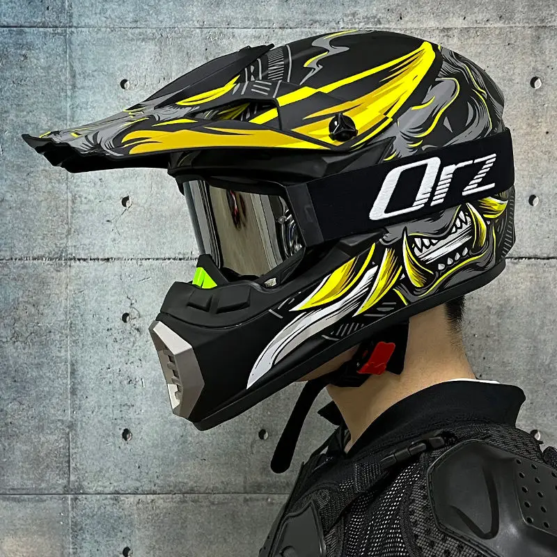 Four seasons mountain bike cross-country motorcycle helmet DH the CQR am of small hill rushed downhill cross-country helmet