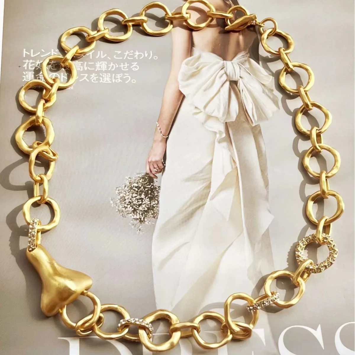 

Medieval abstract nose necklace heavy industry series fashion trend items