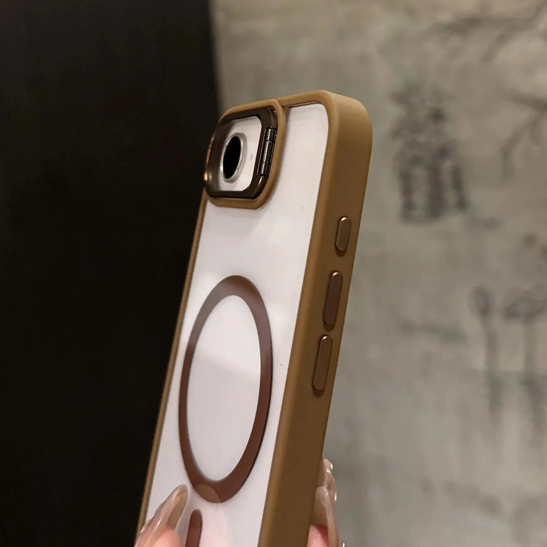 Magnetic Metal Ring Holder Case with Clear Lens Protection and Hard Back Cover