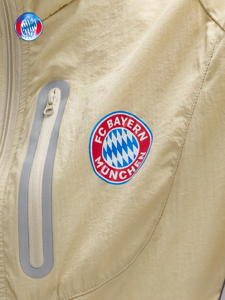바이에른 뮌헨 축구 클럽 베이지색 자외선 차단 후드 재킷 긴 소매 캐주얼웨어 야외 스포츠 레저 유니섹스 코트