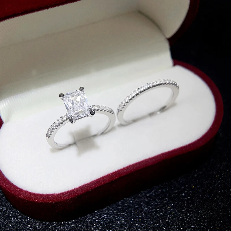 خاتم عصري فضي