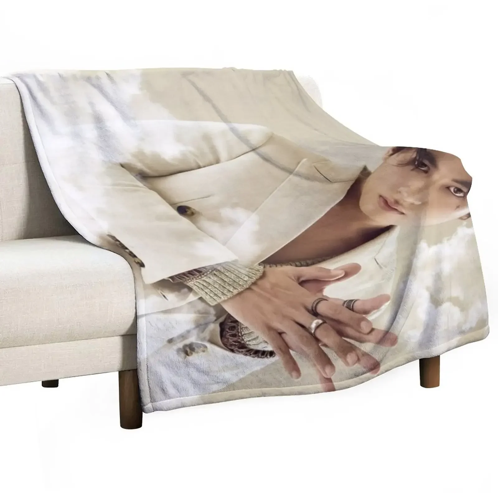 

Gulf Kanawut Posh Throw Blanket decorative Furrys warm for winter Blankets