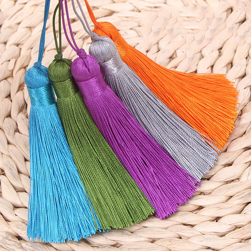 

2/4Pcs 8cm Silk Tassels with Cord Loop Soft Elegant Handmade Silky Floss Tassel Brush Chinese Knot for DIY Craft Jewelry Making