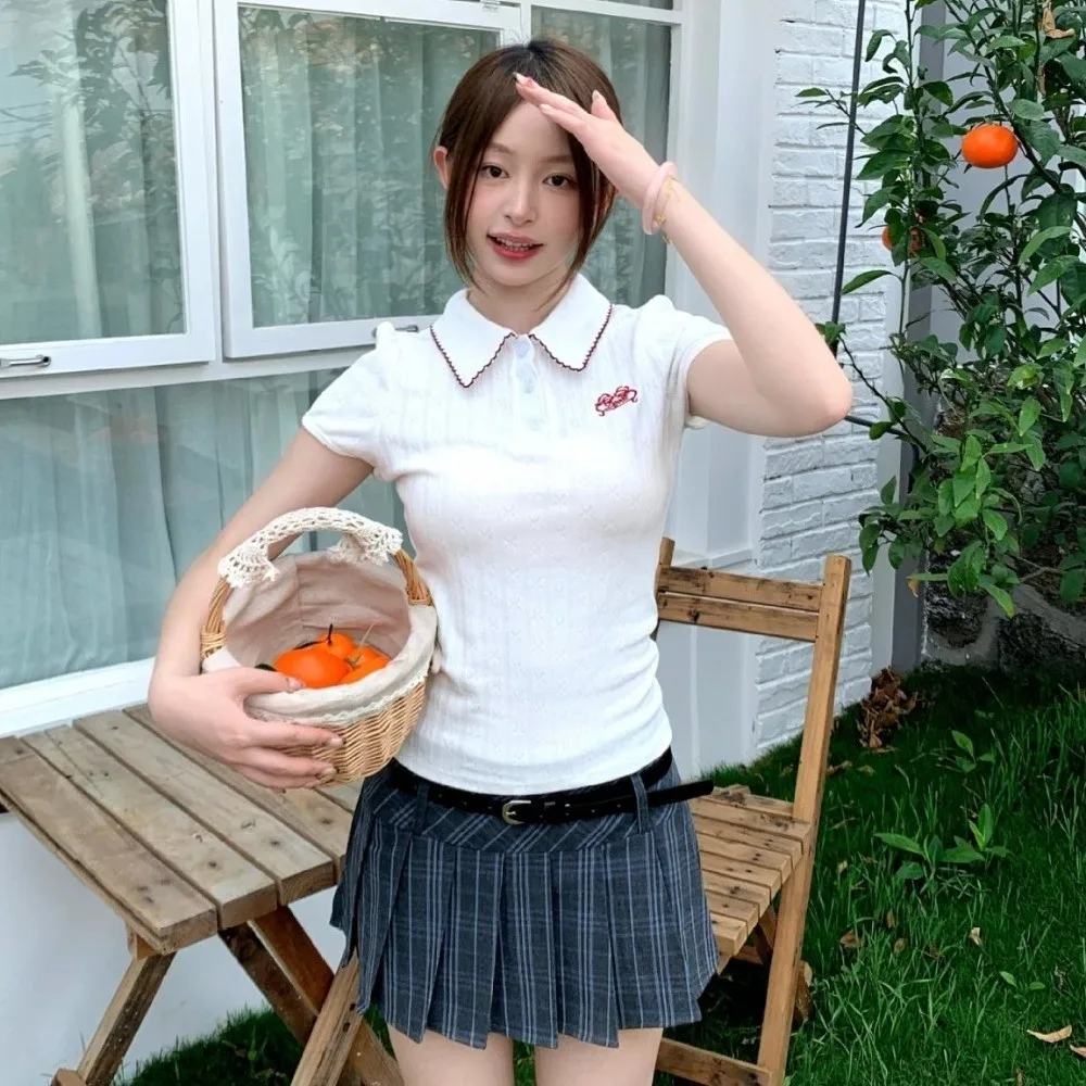 Ins Fashion Embroidery Korean T-Shirt Short Streetwear Knitwear Tops Tanks V Neck Y2K Crop Top Summer Spring